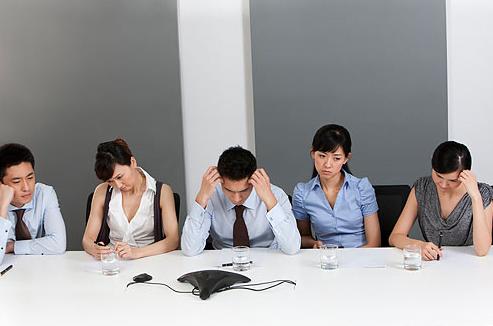 公關公司的媒介人員為誰做事？